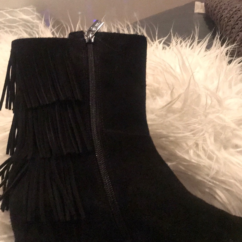 Booties - Picture 5 of 5